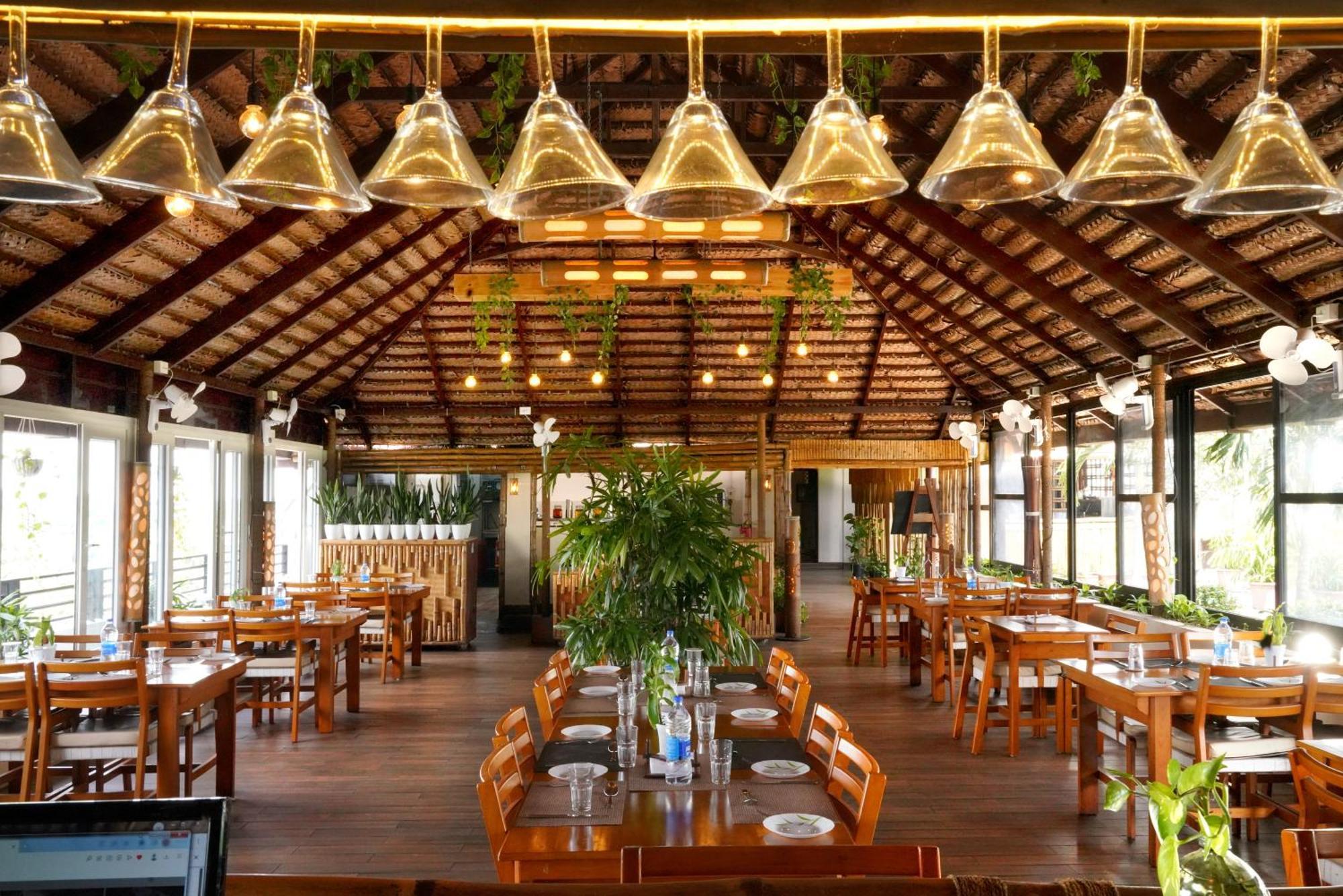 Kga Elite Continental Hotel Tiruvalla Zewnętrze zdjęcie
