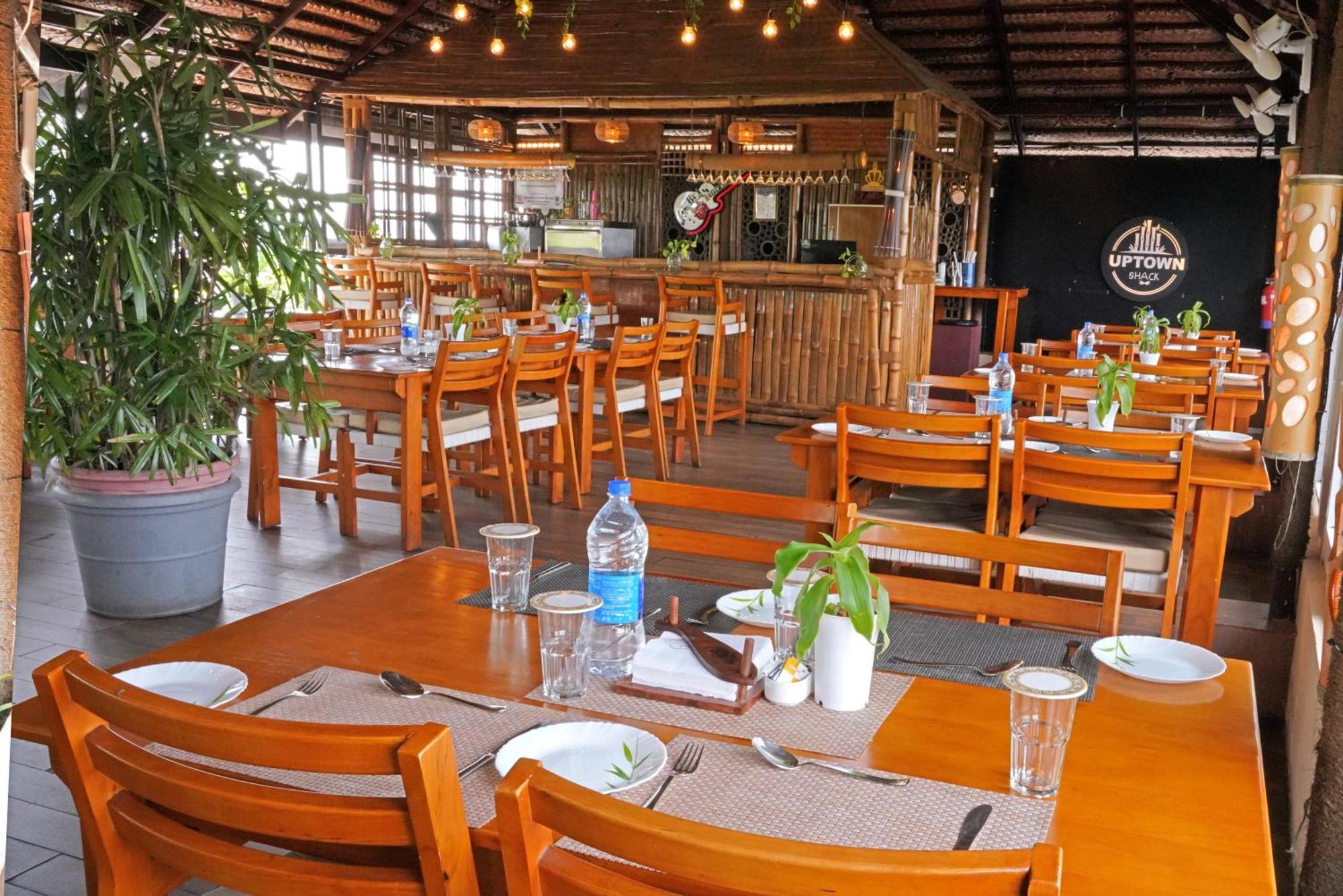 Kga Elite Continental Hotel Tiruvalla Zewnętrze zdjęcie