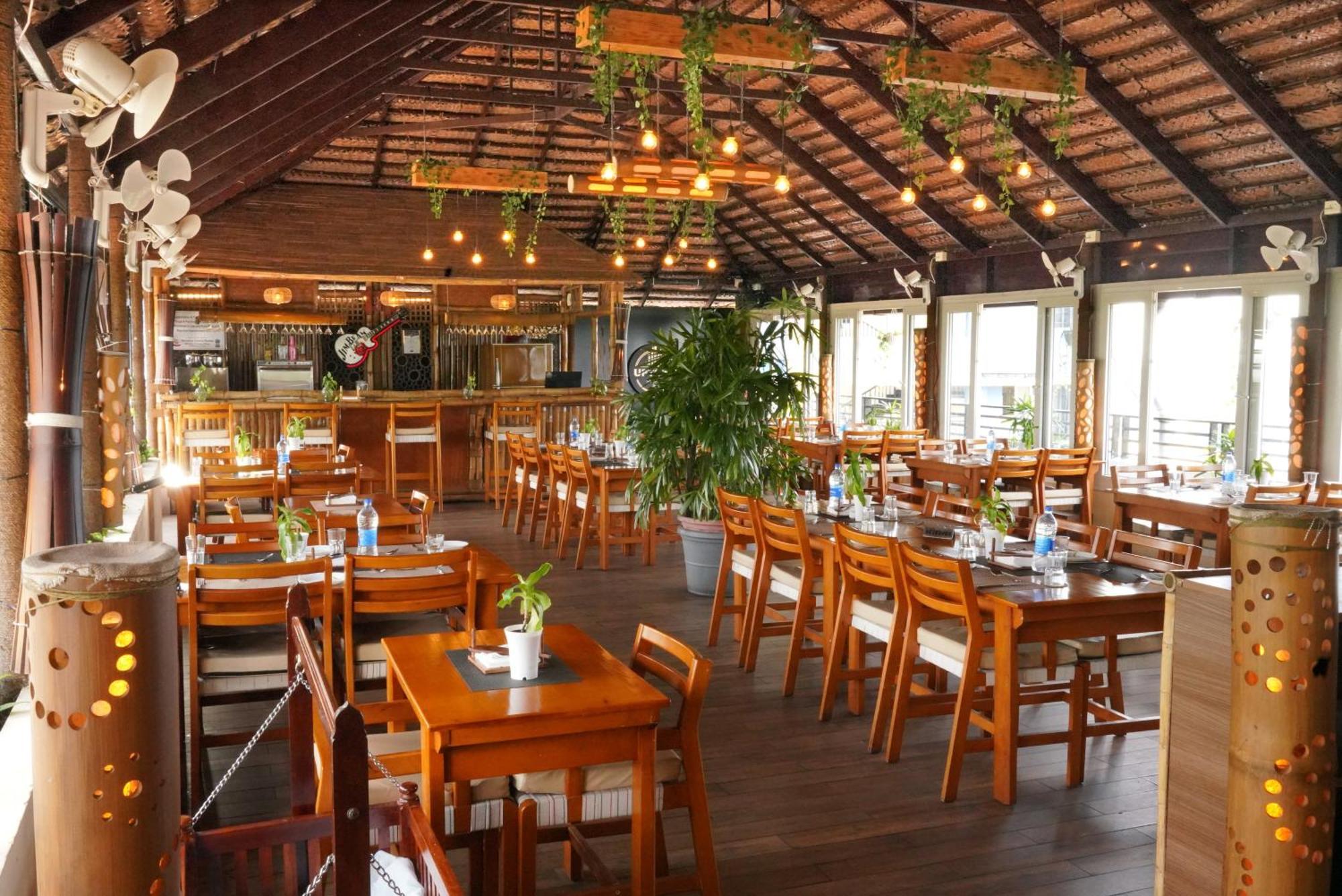 Kga Elite Continental Hotel Tiruvalla Zewnętrze zdjęcie