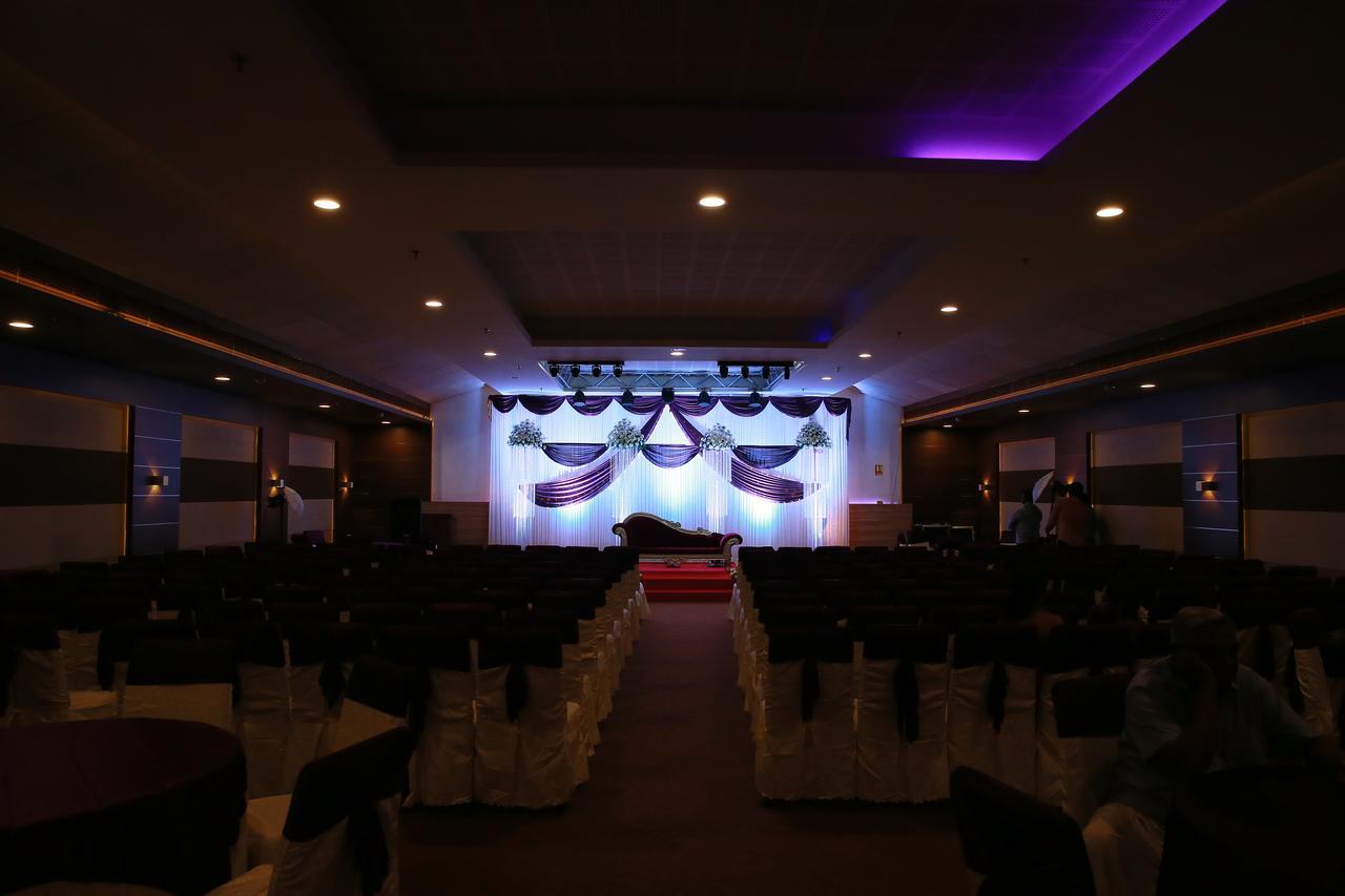 Kga Elite Continental Hotel Tiruvalla Zewnętrze zdjęcie