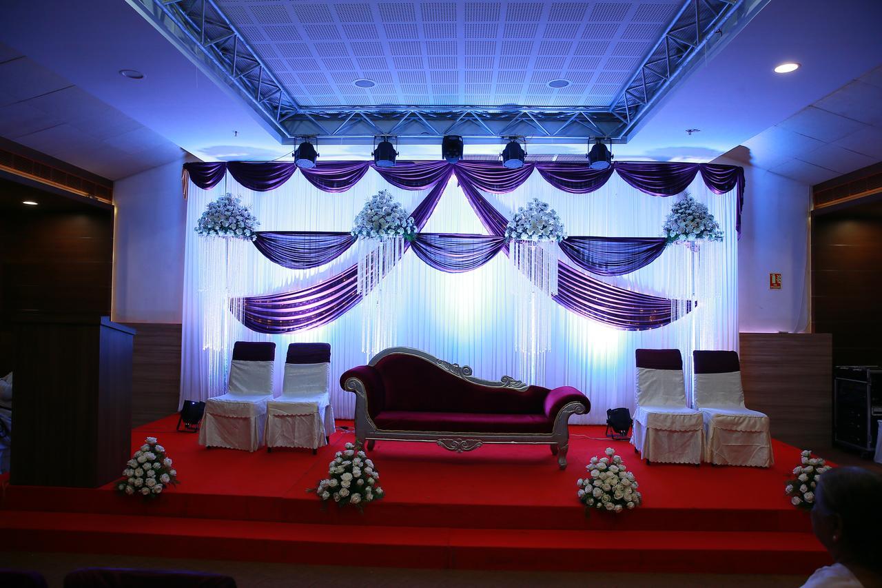Kga Elite Continental Hotel Tiruvalla Zewnętrze zdjęcie