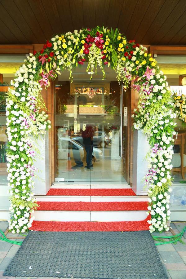 Kga Elite Continental Hotel Tiruvalla Zewnętrze zdjęcie
