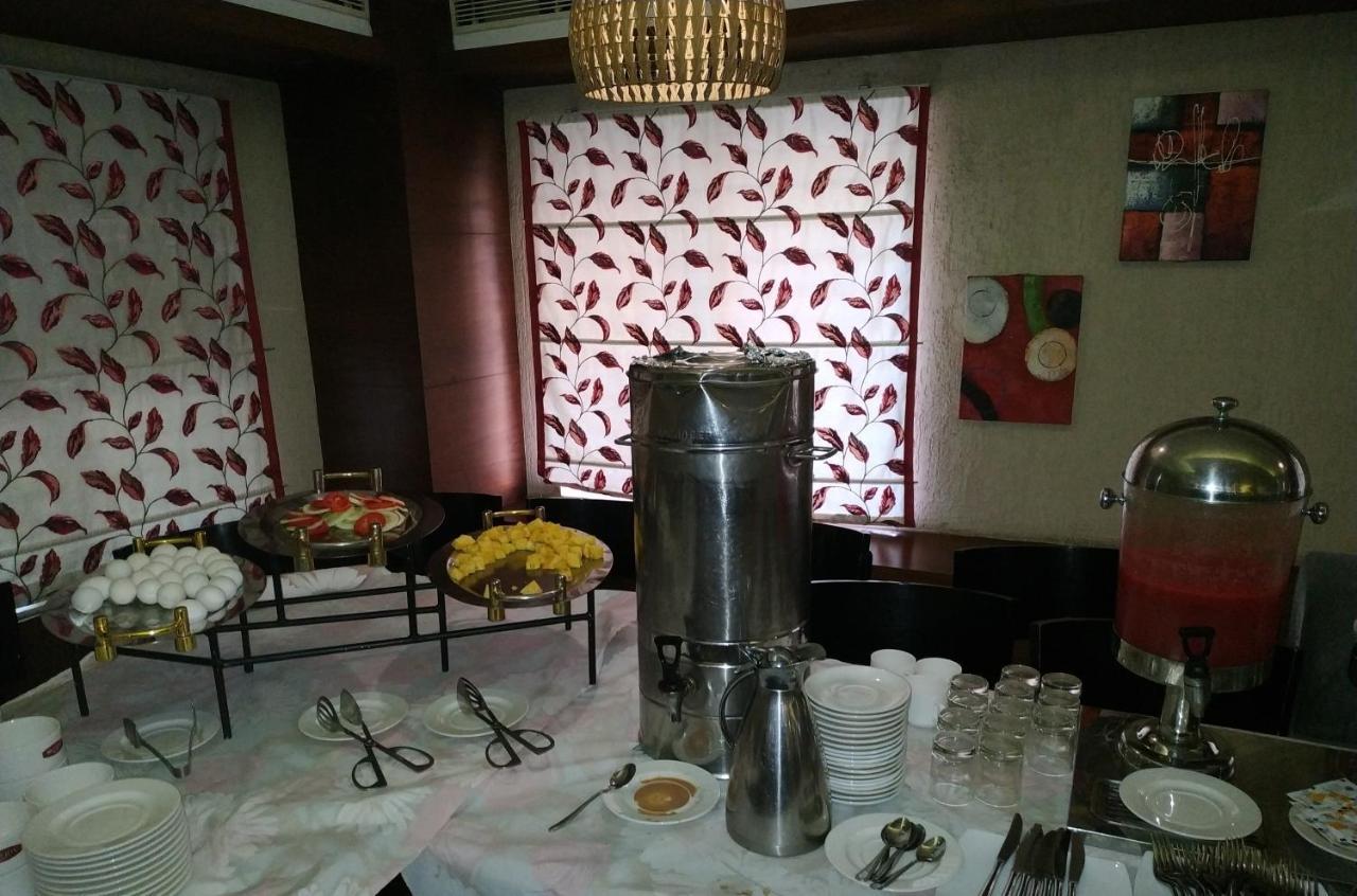 Kga Elite Continental Hotel Tiruvalla Zewnętrze zdjęcie
